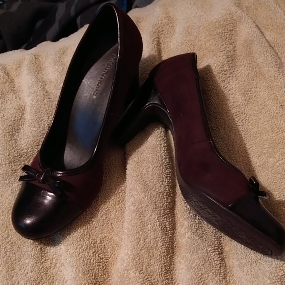Predictions Heels - Picture 2 of 4